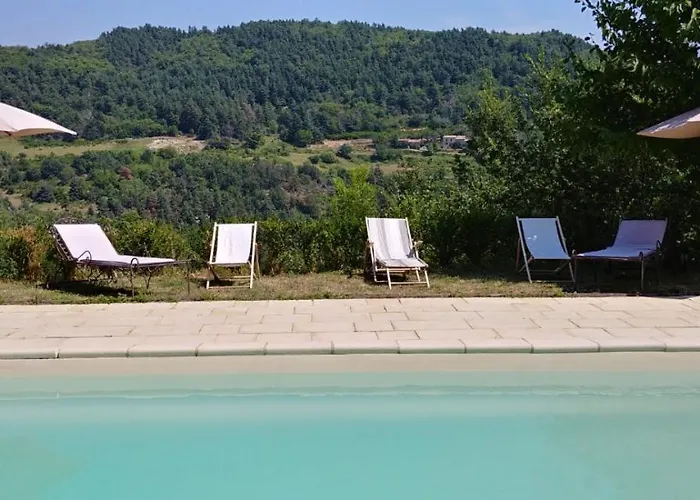 La Bastide Piscine Et Jacuzzi بيت للعطل
