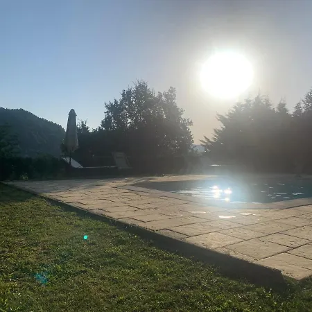La Bastide Piscine Et Jacuzzi Silhac